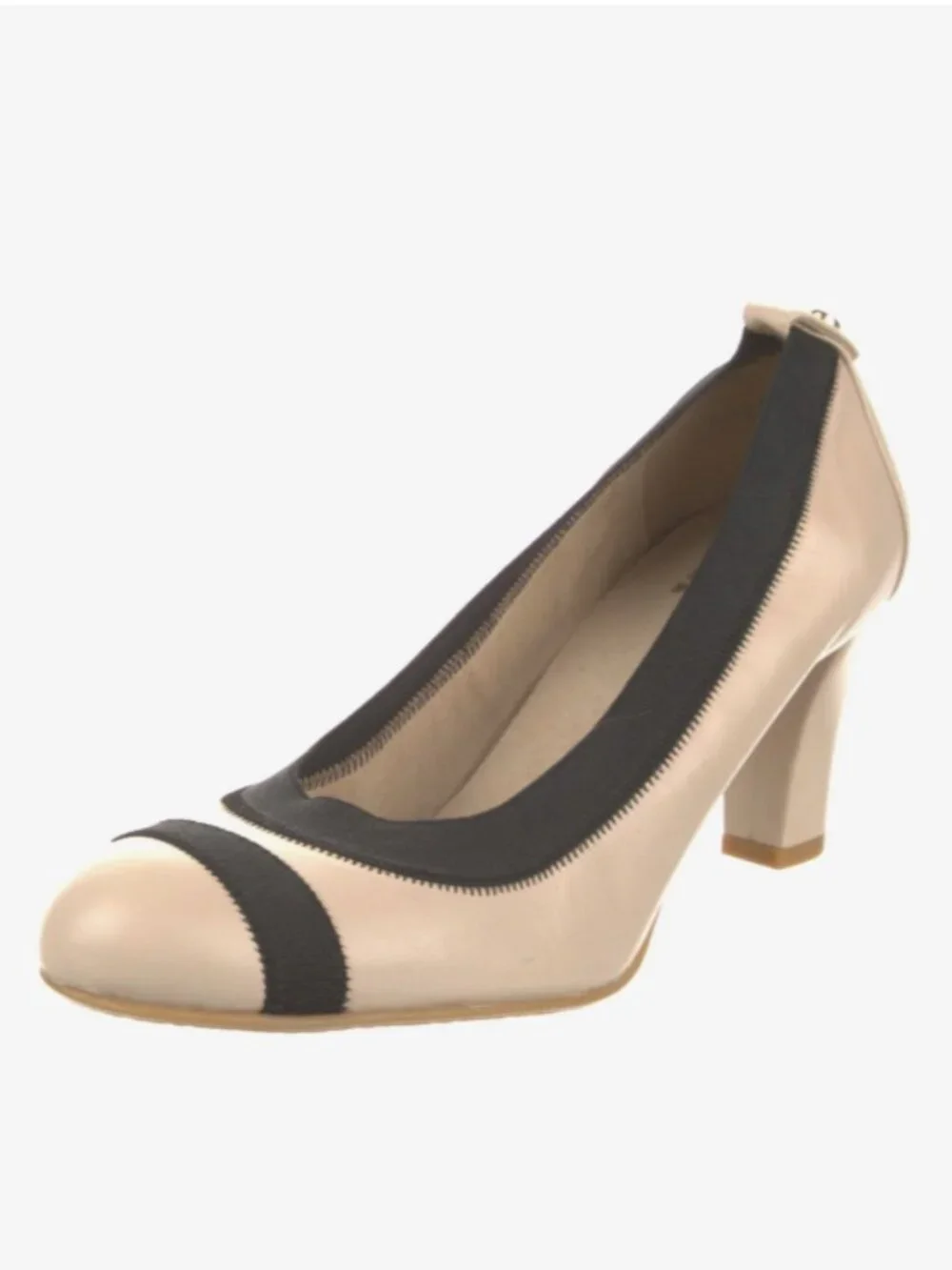 Chic Stuart Weitzman Leather Pumps